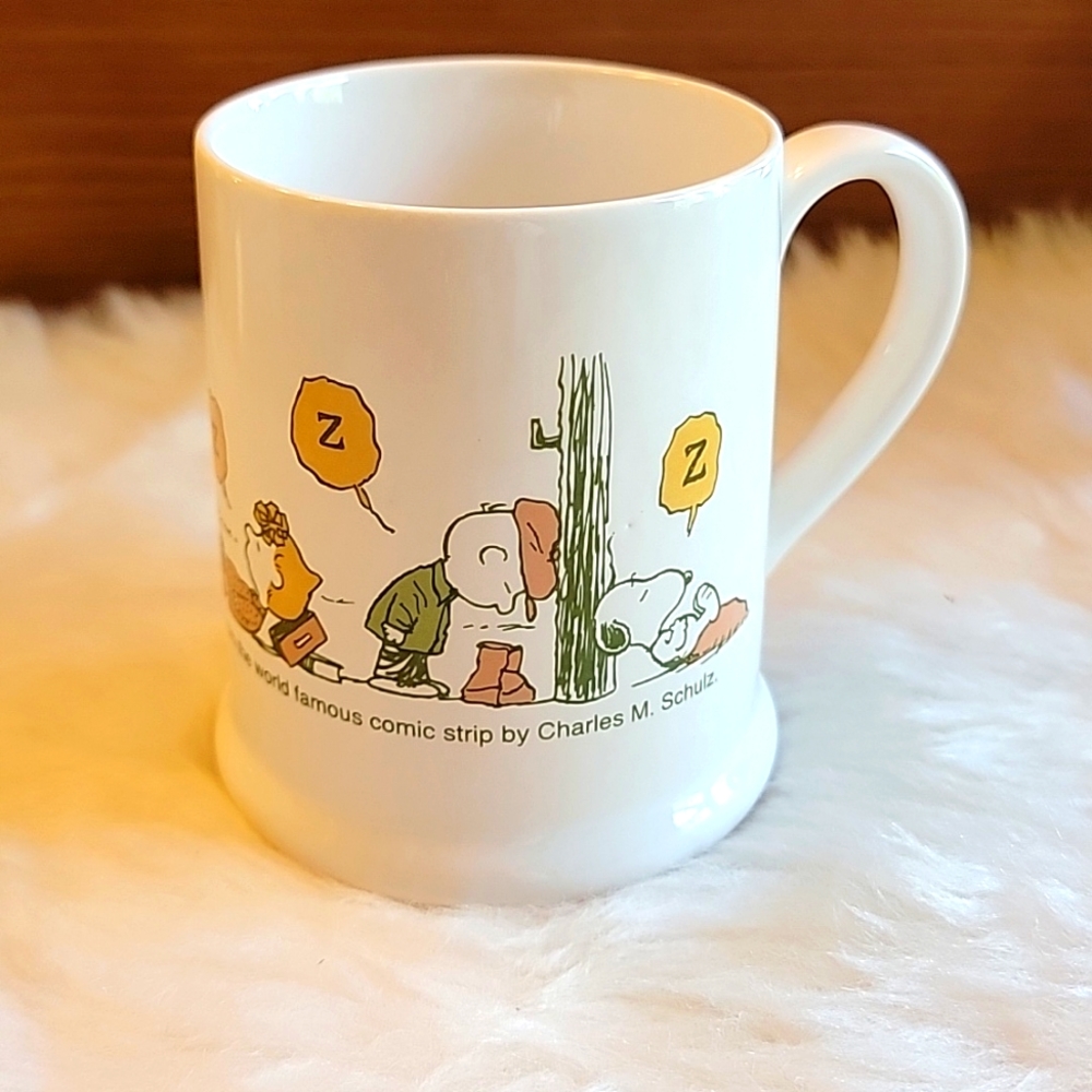 Unique Peanuts coffee mug